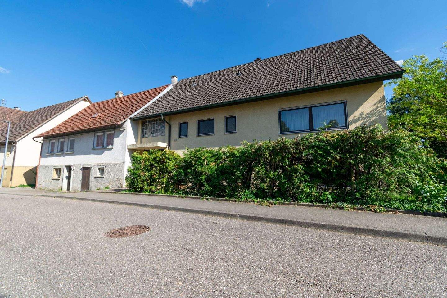 2 Einfamilienhäuser mit Verbindung und viel Potenzial – Historischer Charme trifft auf Wohnqualität, 74239 Hardthausen am Kocher