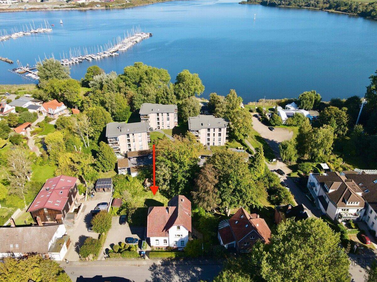 1.133 m² Baugrundstück mit Baugenehmigung für Doppelhaus in Lübeck-Schlutup, 23568 Lübeck (Schlutup Sankt Gertrud)