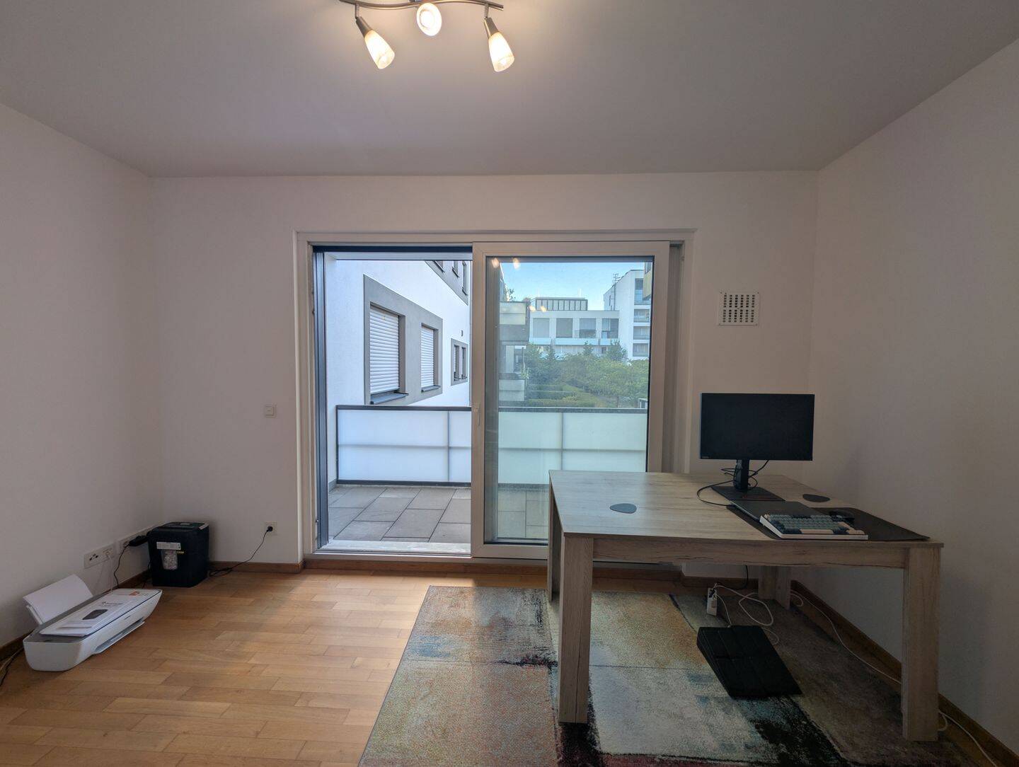 Moderne 2-Zimmer Wohnung in der Innenstadt mit Balkon & Einbauküche, 93047 Regensburg (Innenstadt Kasernenviertel Ostenviertel Westenviertel)