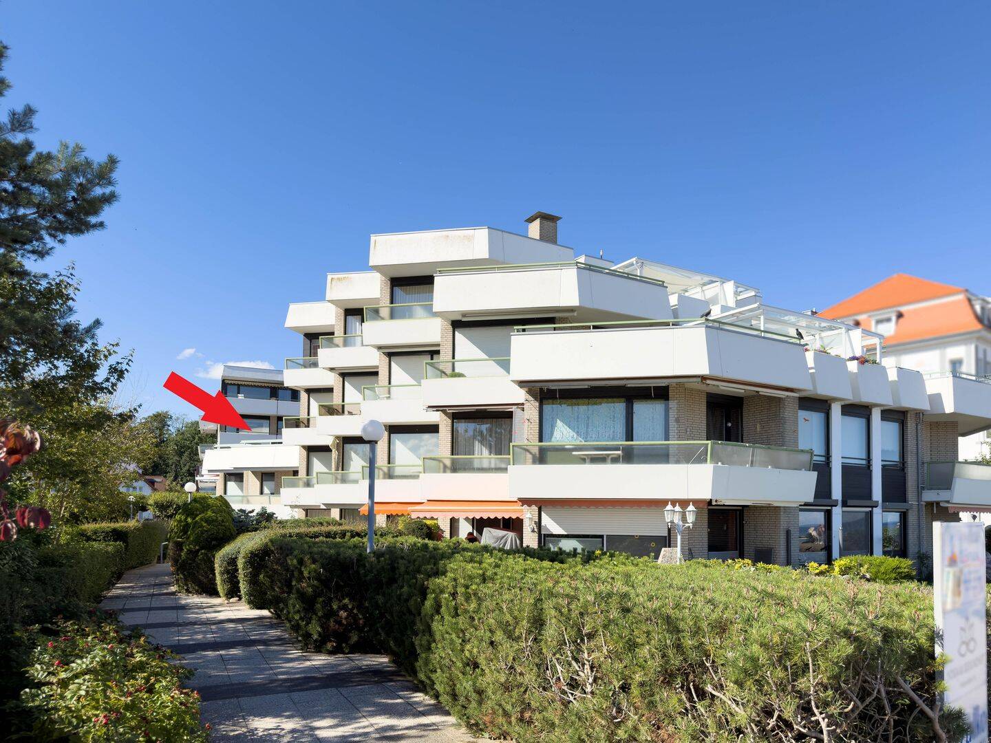 1. Reihe zur Ostsee: 3-Zimmer-Wohnung mit Meerblick & großem Balkon, 23570 Lübeck (Travemünde)