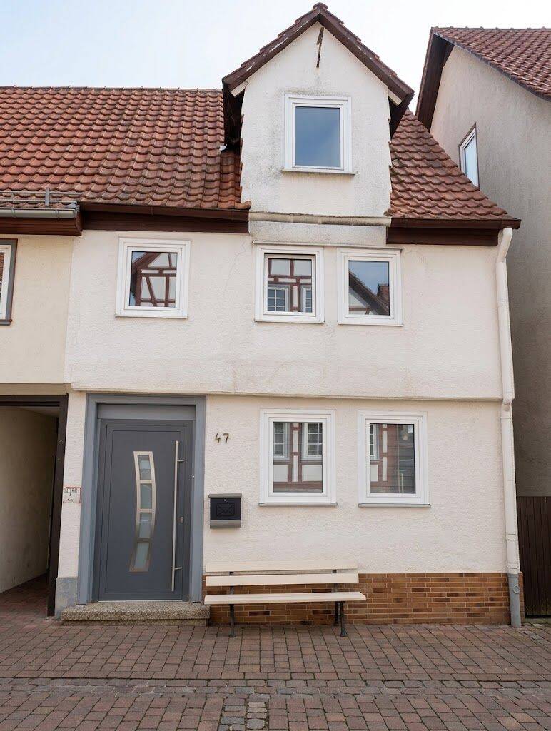 Exposé: Gemütliches & Geräumiges Reihenhaus im Herzen von Zierenberg, 34289 Zierenberg