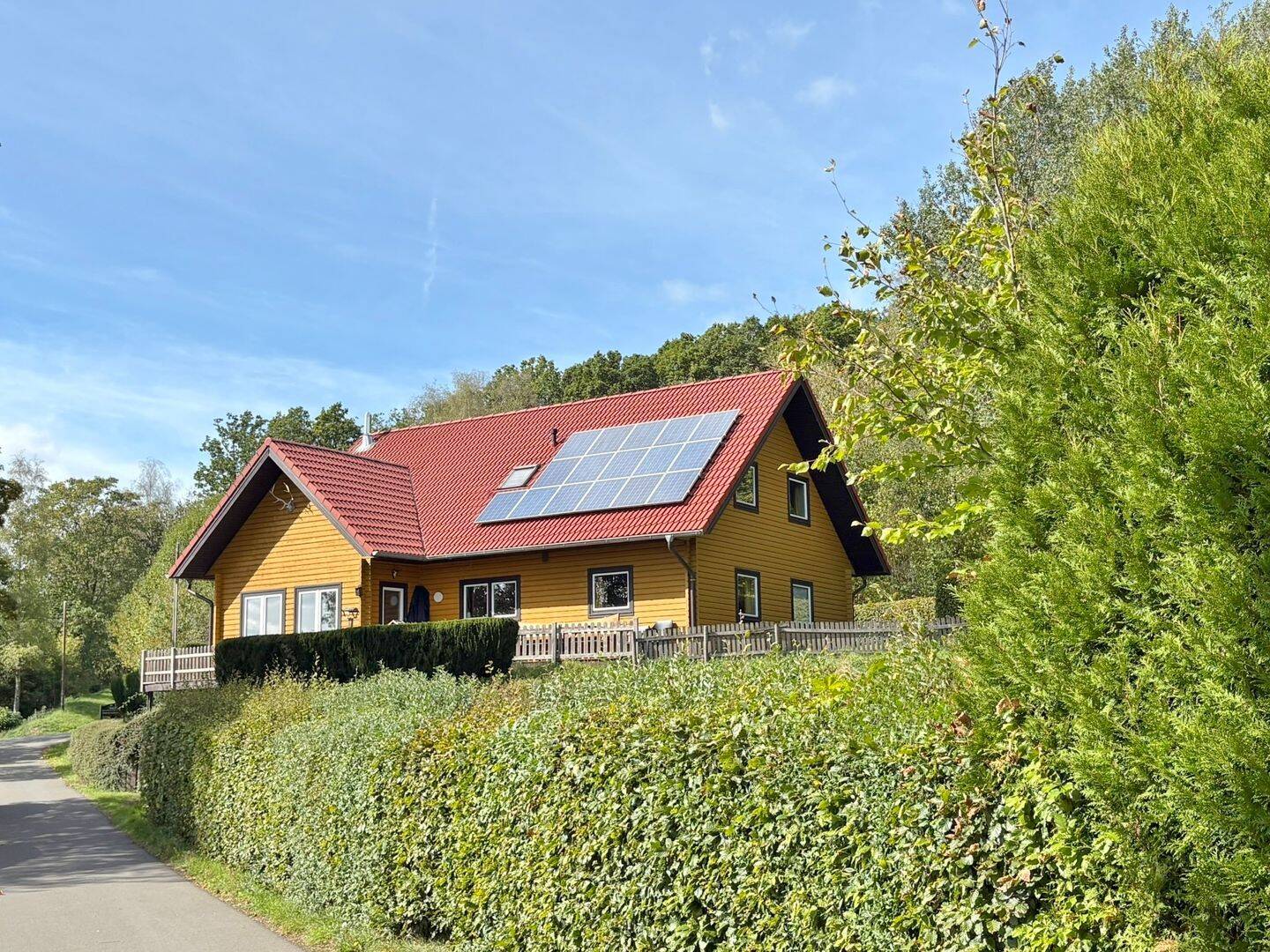 **Großzügiges Ferienhaus im Eifelpark Kronenburger See**, 53949 Dahlem