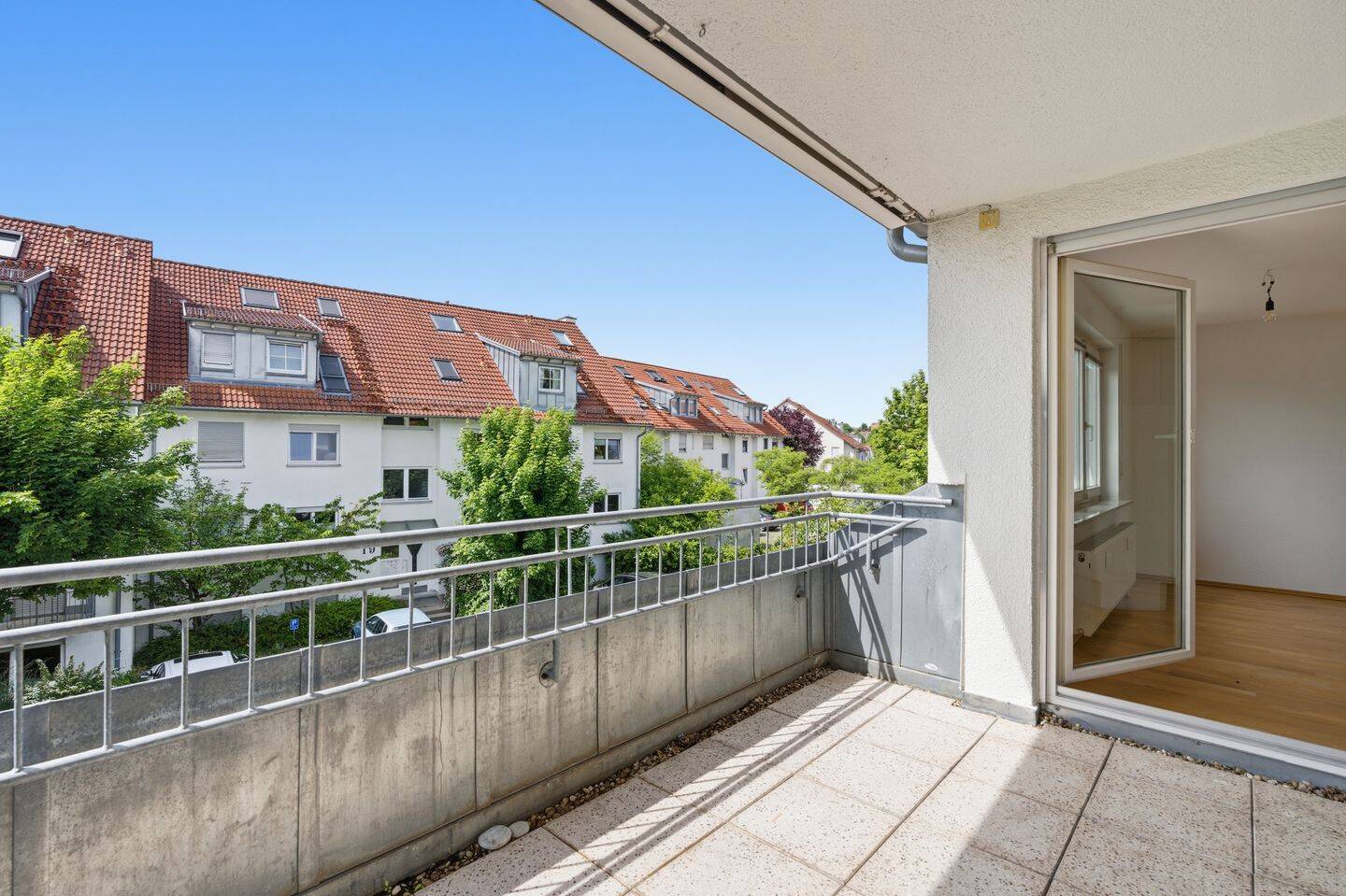 Helle Maisonettewonung schick & modern mit ++Panorama-Terrasse++Tiefgarage++, 71229 Leonberg