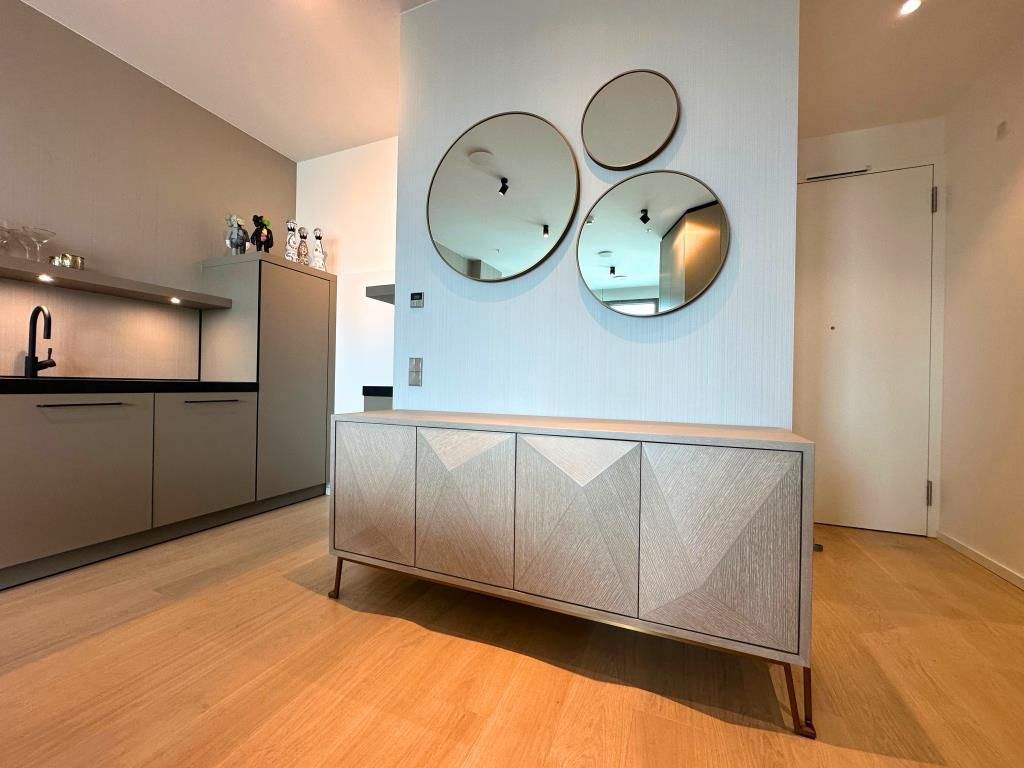 FOUR: 2-Zimmer-Wohnung mit Südloggia, 60315 Frankfurt am Main (Innenstadt)