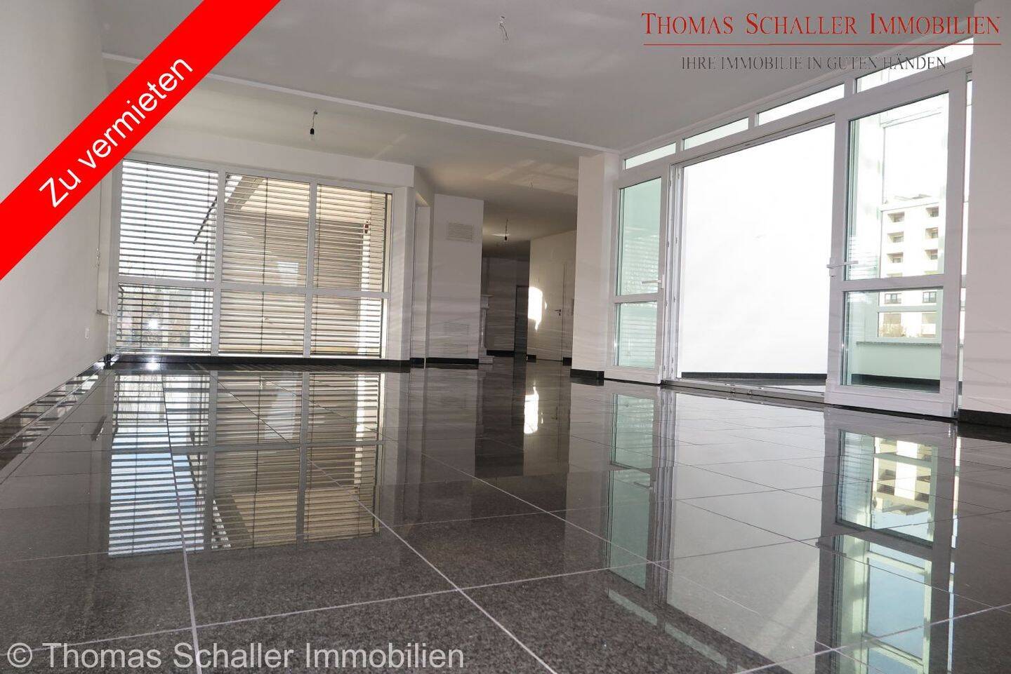 Exklusives Penthouse mit 268 m² – in bester Lage, 90768 Fürth