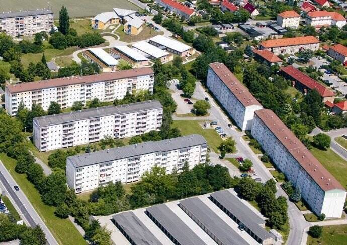 Mit Aufzug ins Glück! 3-R.-WE m. Balkon in Löbau!, 2708 Löbau