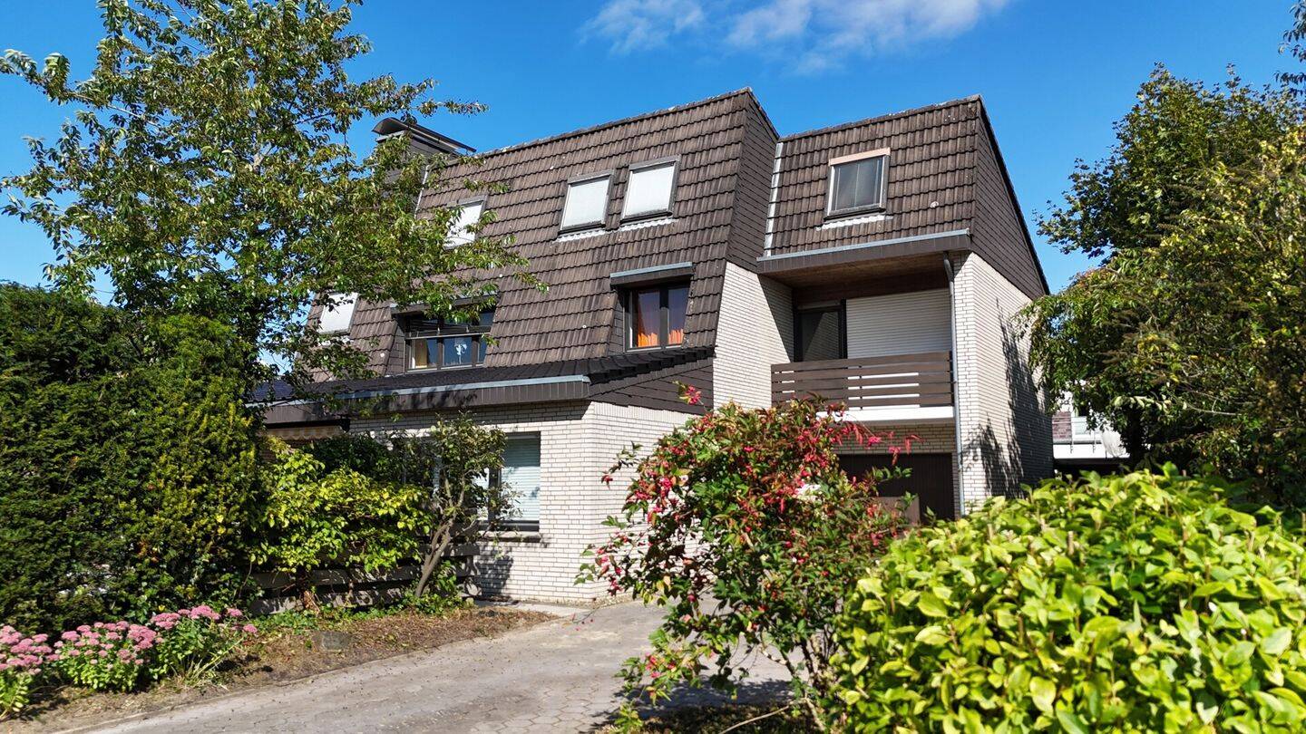 Einfamilienhaus auf ca. 206 m² Wohnfläche, zzgl. ausgeb. DB u. Garage, 27793 Wildeshausen
