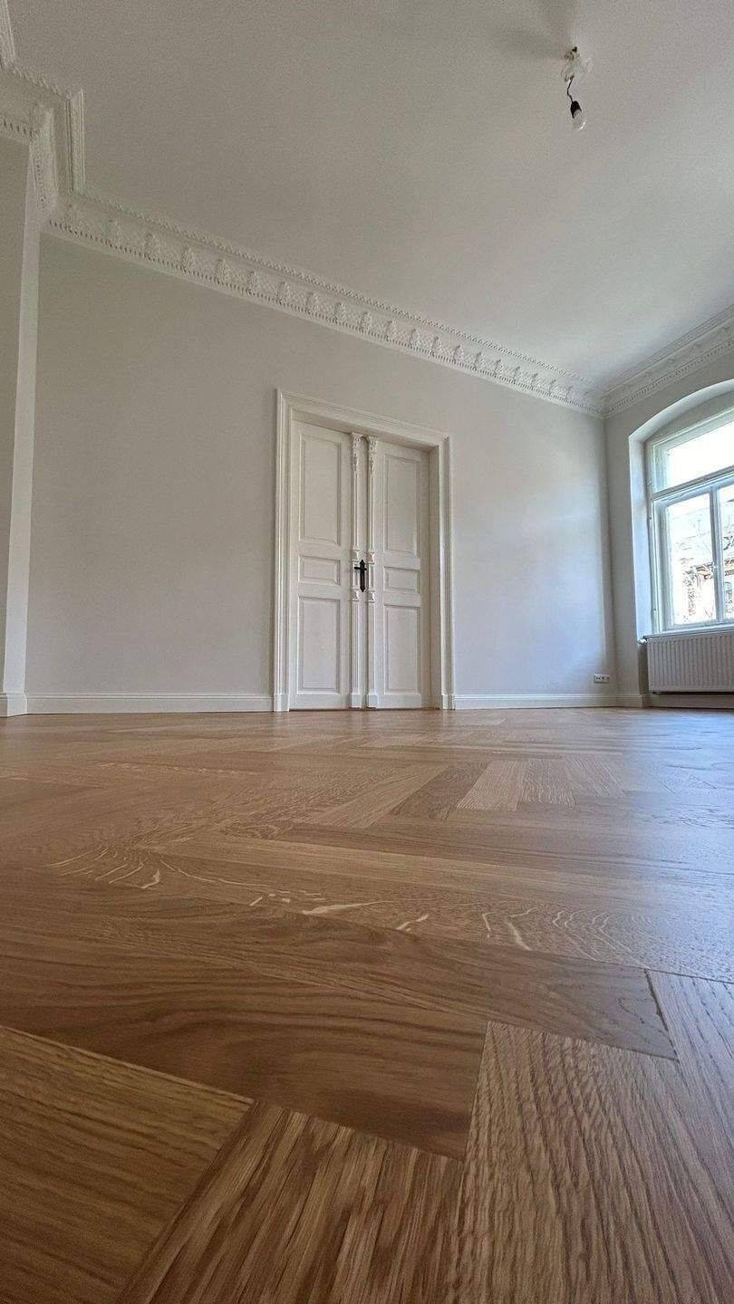 ERSTBEZUG NACH KOMPLETTSANIERUNG +++Hochwertige 3,5-Zimmer- Maisonettewohnung mit Panoramaverglasung+++, 9112 Chemnitz (Altendorf Kaßberg Zentrum)