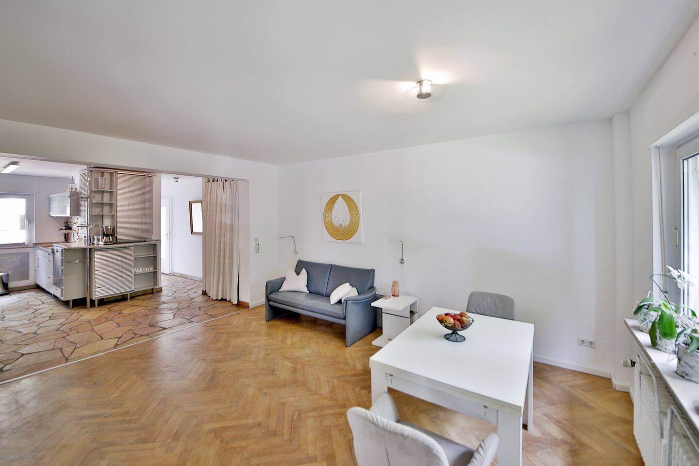 Traumhafte 3-Zimmer-Erdgeschosswohnung mit beheizbarem Balkon und hochwertiger Ausstattung, 76530 Baden-Baden (Ebersteinburg Innenstadt Lichtental Varnhalt Weststadt)