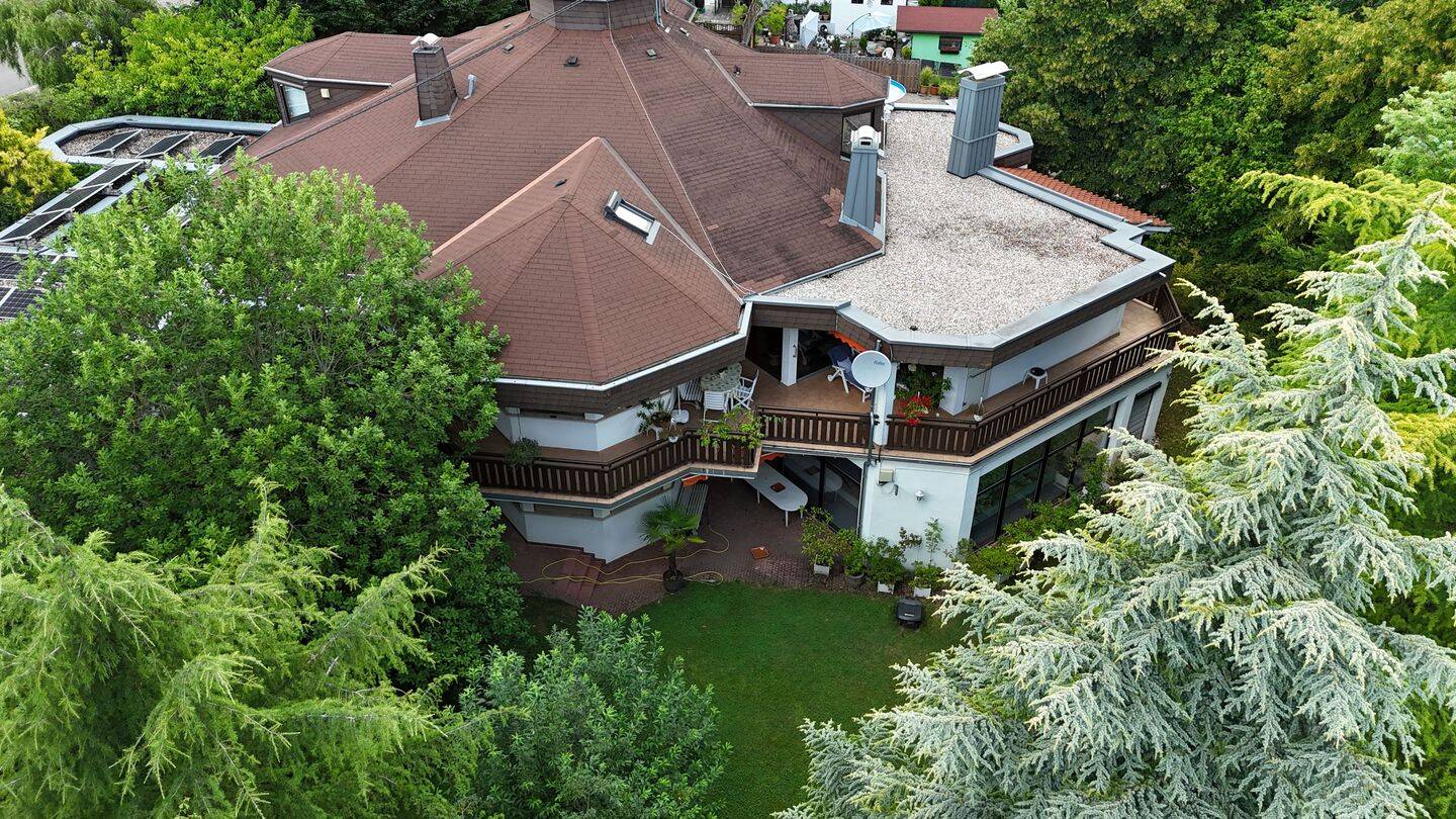 Villa im Kurort Weiskirchen mit großem Wellnessbereich – Dieses Haus lässt keine Wünsche offen, 66709 Weiskirchen