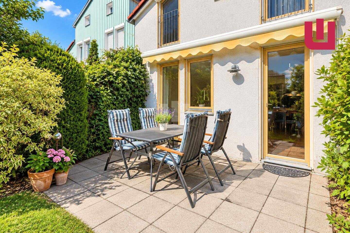 WINDISCH – Zentral und ruhig: Gepflegte Maisonettewohnung mit Garten im Gröbenzeller Familiendorf, 82194 Gröbenzell