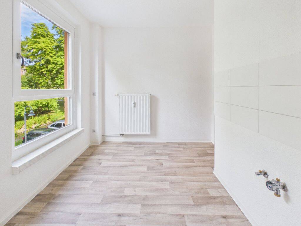 2-Raum-Wohnung mit Balkon auf dem südlichen Sonnenberg, 9130 Chemnitz (Hilbersdorf Sonnenberg Yorckgebiet Zentrum)