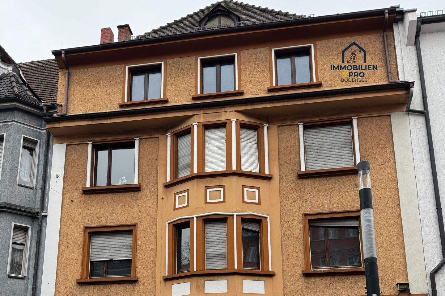 Wohnflächen mit Entwicklungspotenzial / ca. 460m² – 3 Etagen + DG – zentral in Singen, 78224 Singen (Hohentwiel)