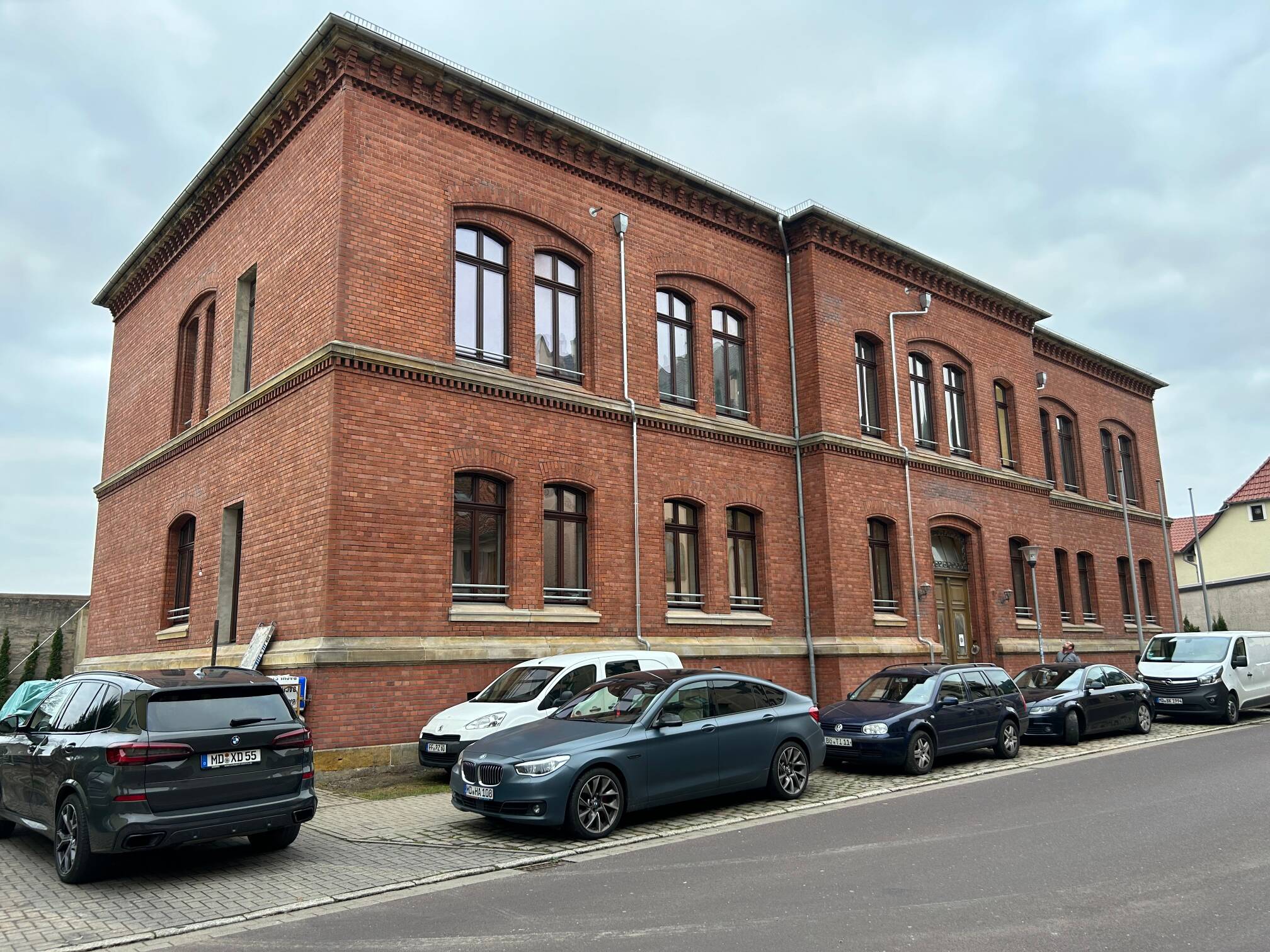 Schicke 2- Zimmer Wohnung mit EBK und Balkon zu vermieten!, 39164 Wanzleben-Börde