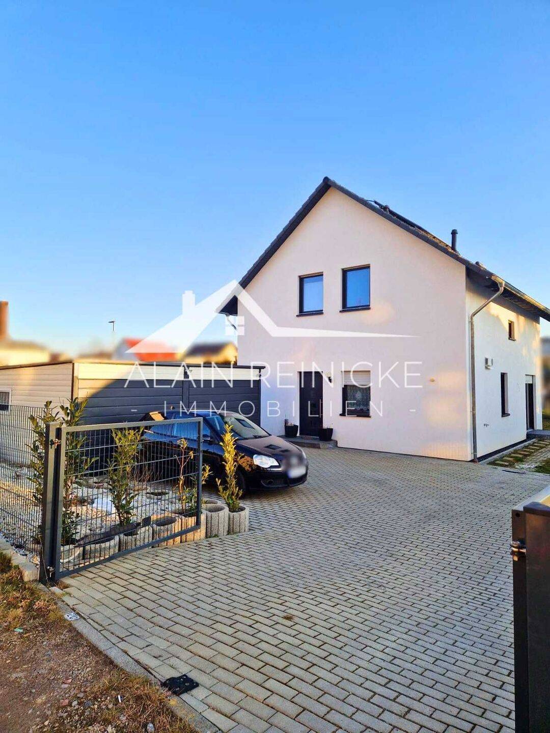 3 Jahre altes EFH wartet auf euch, 9212 Limbach-Oberfrohna