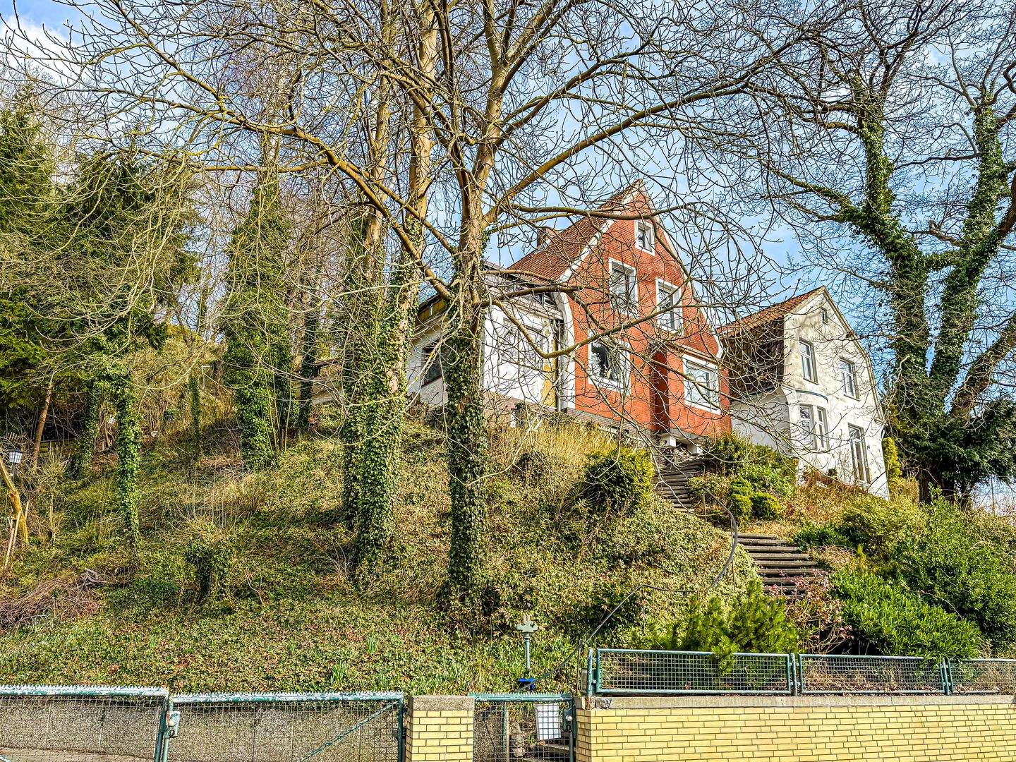 Kiel Neumühlen-Dietrichsdorf – Einfamilienhaus mit Panoramablick auf die Schwentine, 24149 Kiel (Neumühlen-Dietrichsdorf)