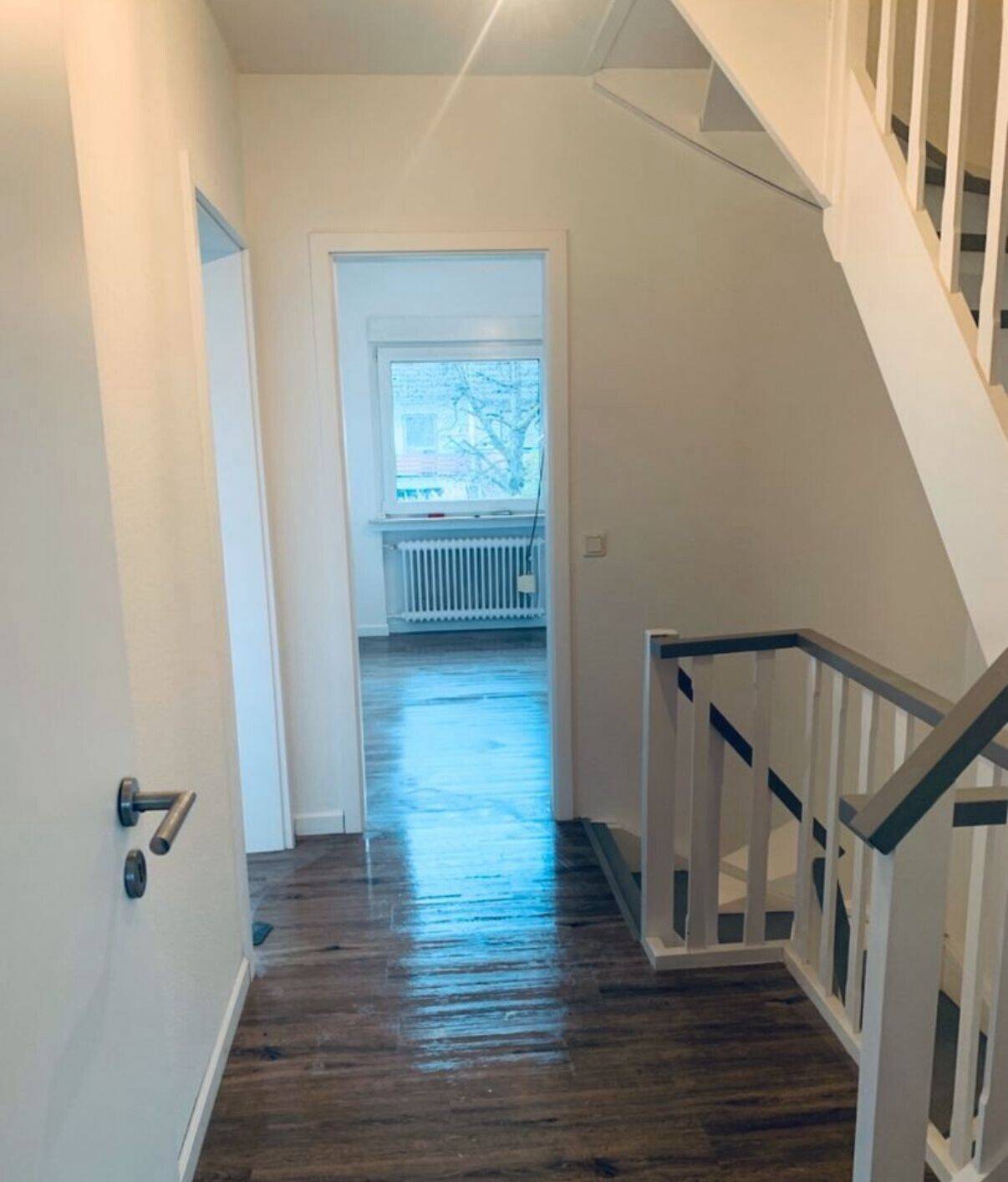 Großzügiges Reihenhaus mit viel Platz und Entwicklungspotenzial – direkt Bezugsfrei, 53859 Niederkassel