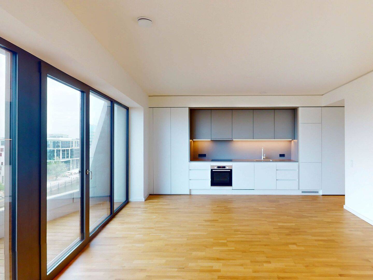 Wohnen an der Elphilharmonie: 3 Zimmer im THE BOW, 20457 Hamburg (Mitte)