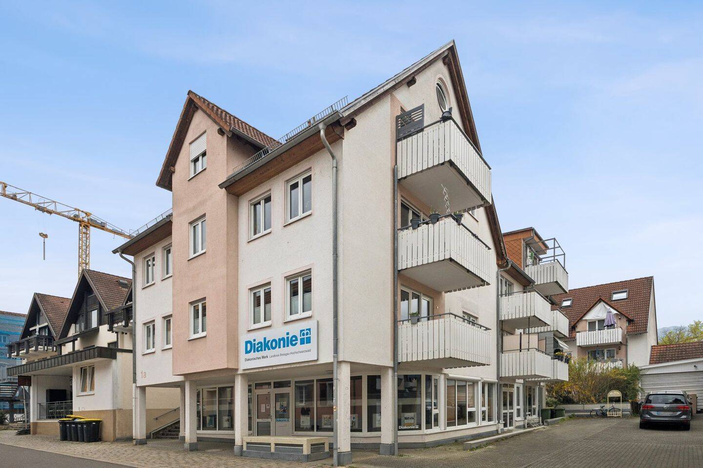4,5-Zimmer-Maisonette-Wohnung im Dachgeschoss mit Süd-Balkon, 79379 Müllheim