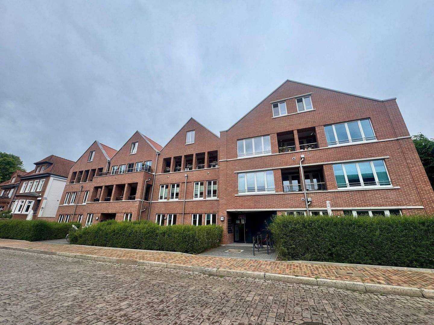 Neubau 2022 – Erdgeschosswohnung mit Terrasse in Wakenitznähe, 23564 Lübeck (Sankt Gertrud Sankt Jürgen)