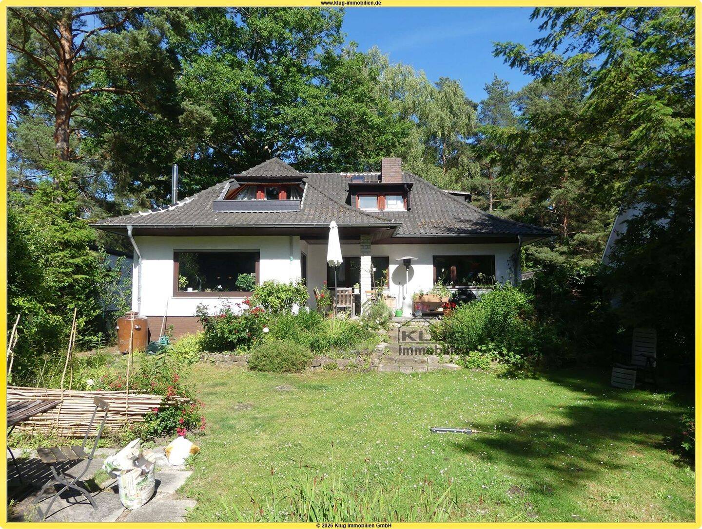Frohnau! Familiengerechtes Einfamilienhaus mit idyllischem Sonnengrundstück, Kamin u. 2 Garagen, 13465 Berlin (Reinickendorf Frohnau Mühlenbecker Land Hermsdorf)