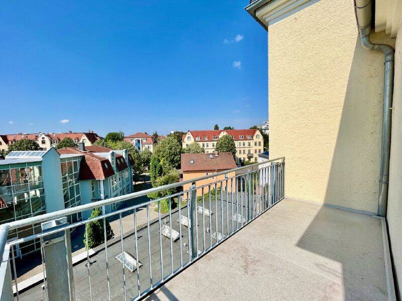 Süd-Balkon mit Fernblick, 1277 Dresden