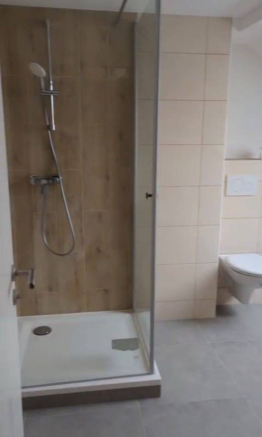 Kernsanierte, sehr schöne und helle Dachgeschosswohnung., 38126 Braunschweig (Braunschweig Lindenbergsiedlung Mascherode Rautheim Südstadt)