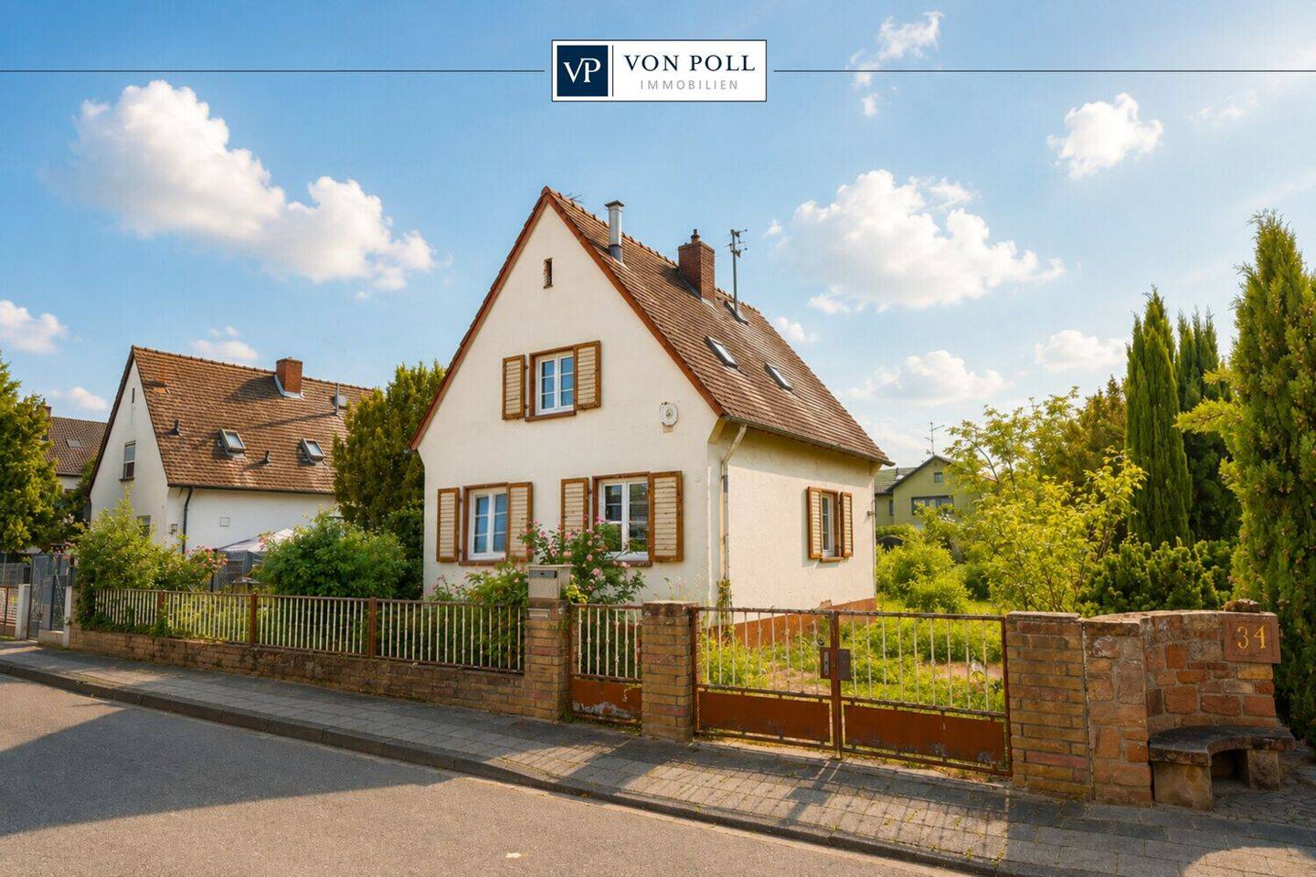 Einfamilienhaus mit schönem Grundstück und Anbaumöglichkeiten, 67141 Neuhofen