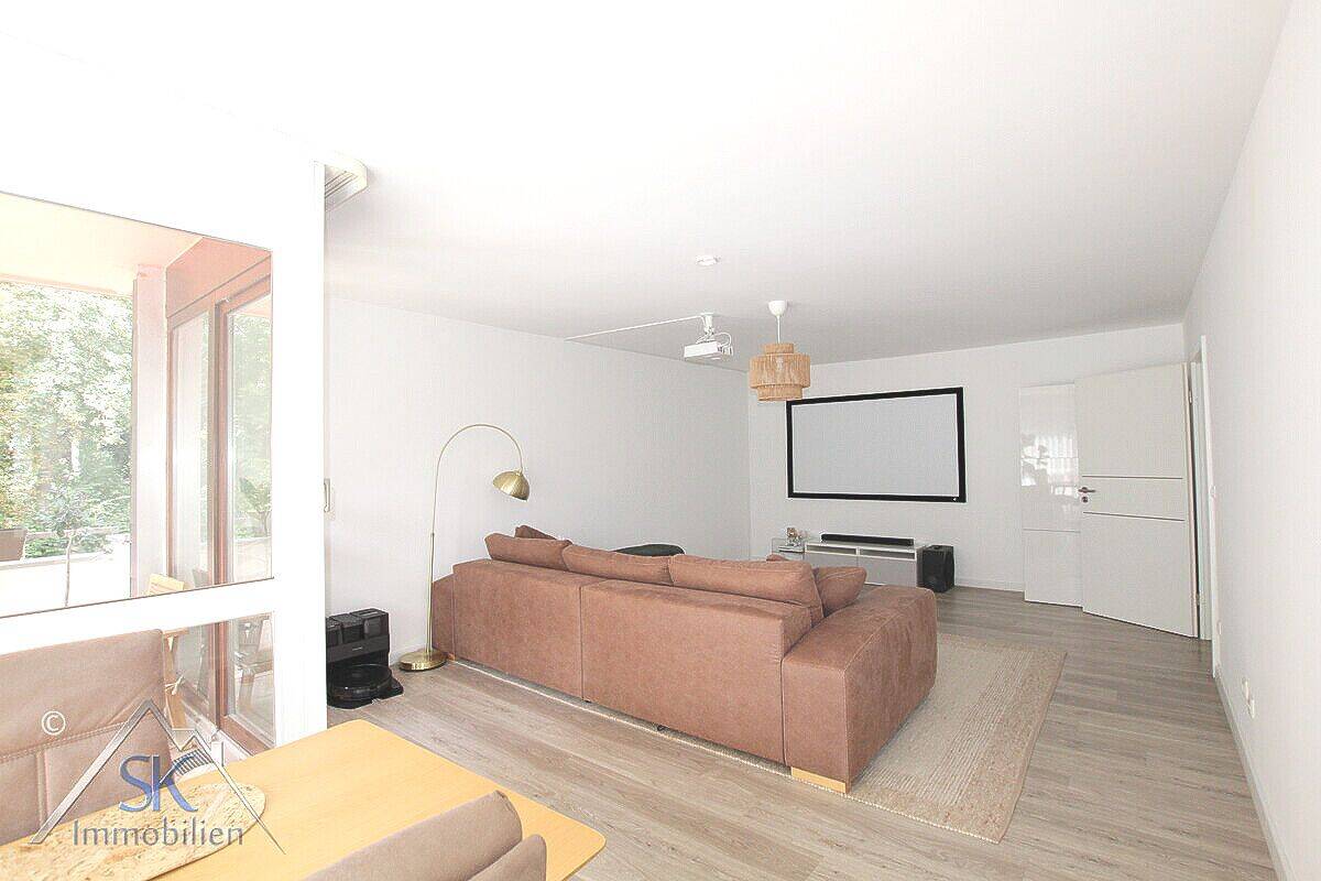 Gut geschnittene, möblierte 3 Zimmer Wohnung in Puchheim – Zeitmietvertrag für 4 Jahre, 82178 Puchheim