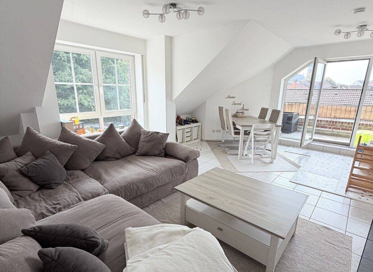 Hell und gepflegt: Maisonettewohnung in ruhiger Lage nahe Ortskern, 46514 Schermbeck