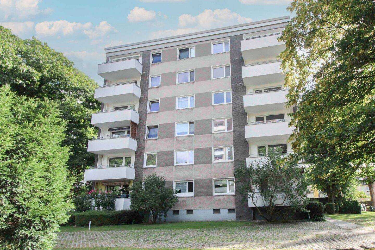 Attraktives Wohnungspaket mit 4 Einheiten in Duisburg, 47179 Duisburg (Aldenrade Alt-Walsum Fahrn Vierlinden Wehofen)