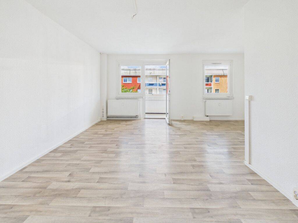 2-Raum-Wohnung mit Balkon auf dem südlichen Sonnenberg, 9130 Chemnitz (Hilbersdorf Sonnenberg Yorckgebiet Zentrum)