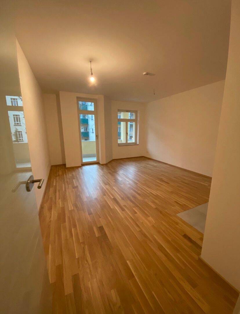 Modern sanierte 2,5-Zimmer-Altbau-Wohnung im wunderschönen Bülow-Viertel, 4315 Leipzig (Neustadt-Neuschönefeld Sellerhausen-Stünz Volkmarsdorf)