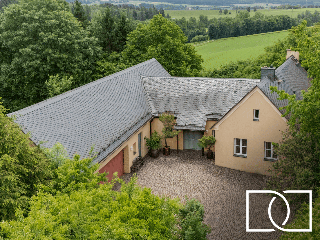 Traumhafte Alleinlage! Barrierearmer Bungalow mit 2.951m² Grundstück, Keller und Schwimmbad, 95126 Schwarzenbach a.d. Saale