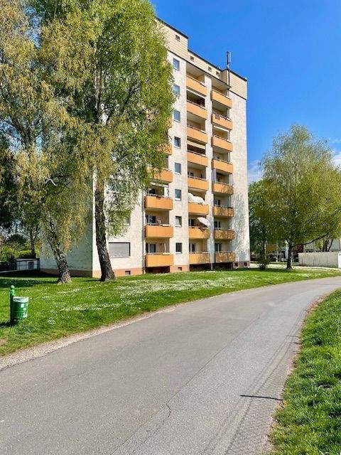 Provisionsfrei ! 4-Zimmer Wohnung mit Balkon zum Eigennutz in Bad Homburg, 61348 Bad Homburg v.d. Höhe