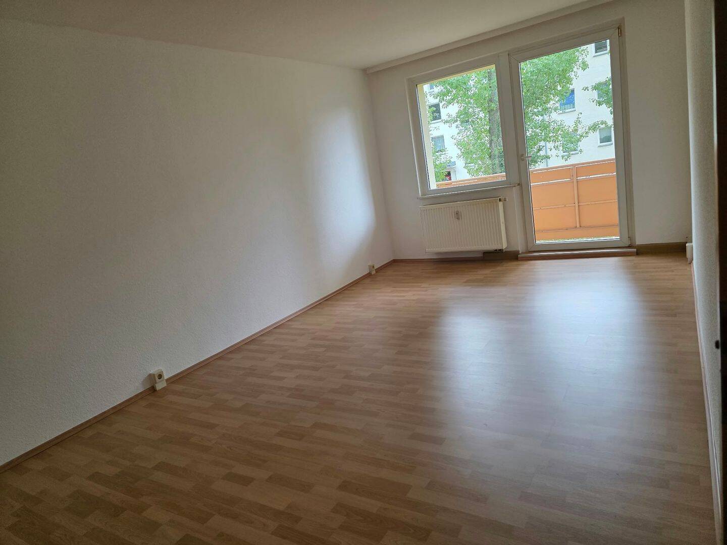 Moderne 3-Zimmer-Wohnung mit Balkon in Weißenfels, 6667 Weißenfels