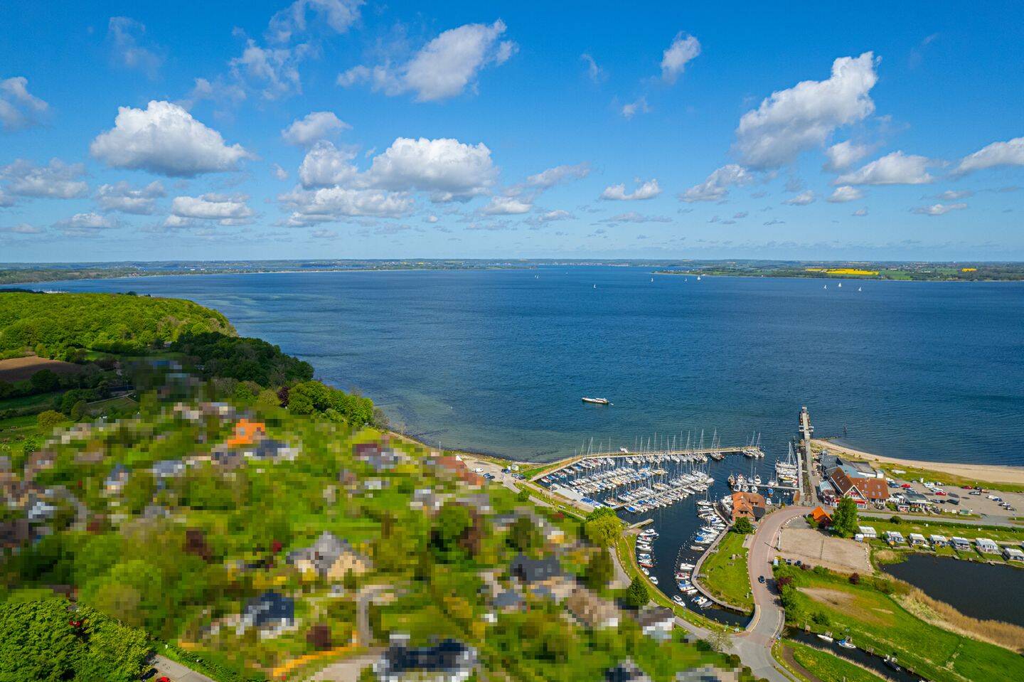 Maritimes ca. 496 m² großes Baugrundstück in begehrter Hafenlage von Langballig mit Baugenehmigung!, 24977 Langballig