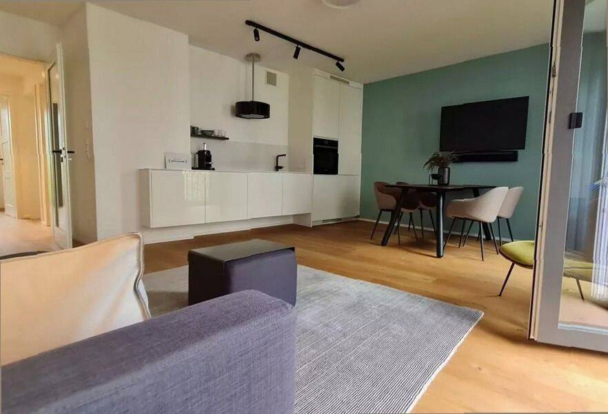 Moderne 1,5-Raum-Wohnung mit Balkon in Kiel, 24114 Kiel (Südfriedhof)