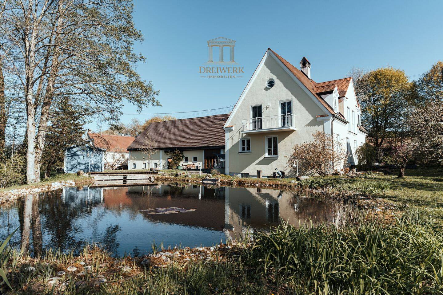 Traumhaftes Liebhaberobjekt mit Pferdestallung, Koppeln, 20.000 m² Grund, Schwimmteich usw., 86485 Biberbach