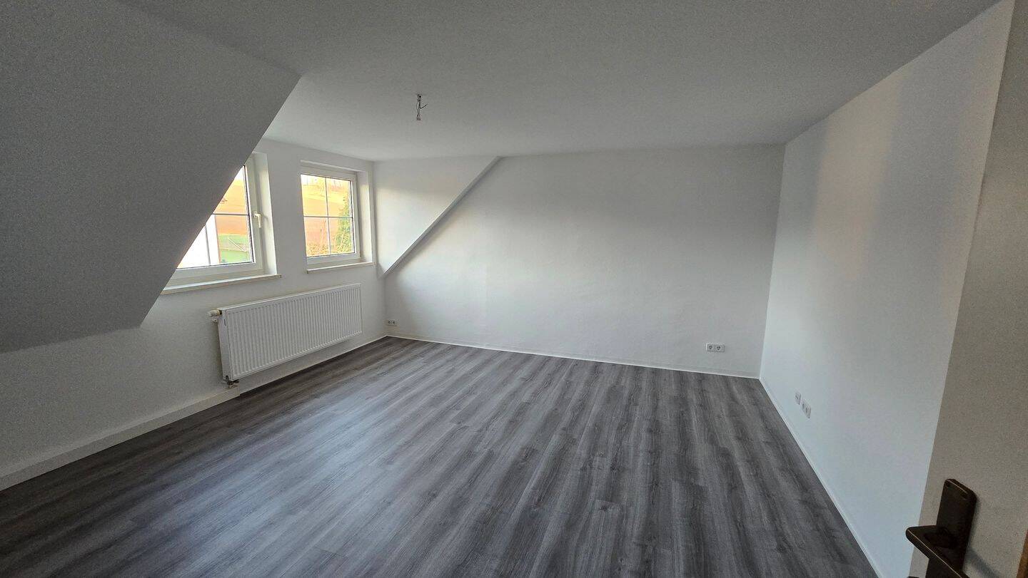 *** helle 2-Raum Dachgeschosswohnung mit Wohlfühlgarantie ***, 9496 Marienberg
