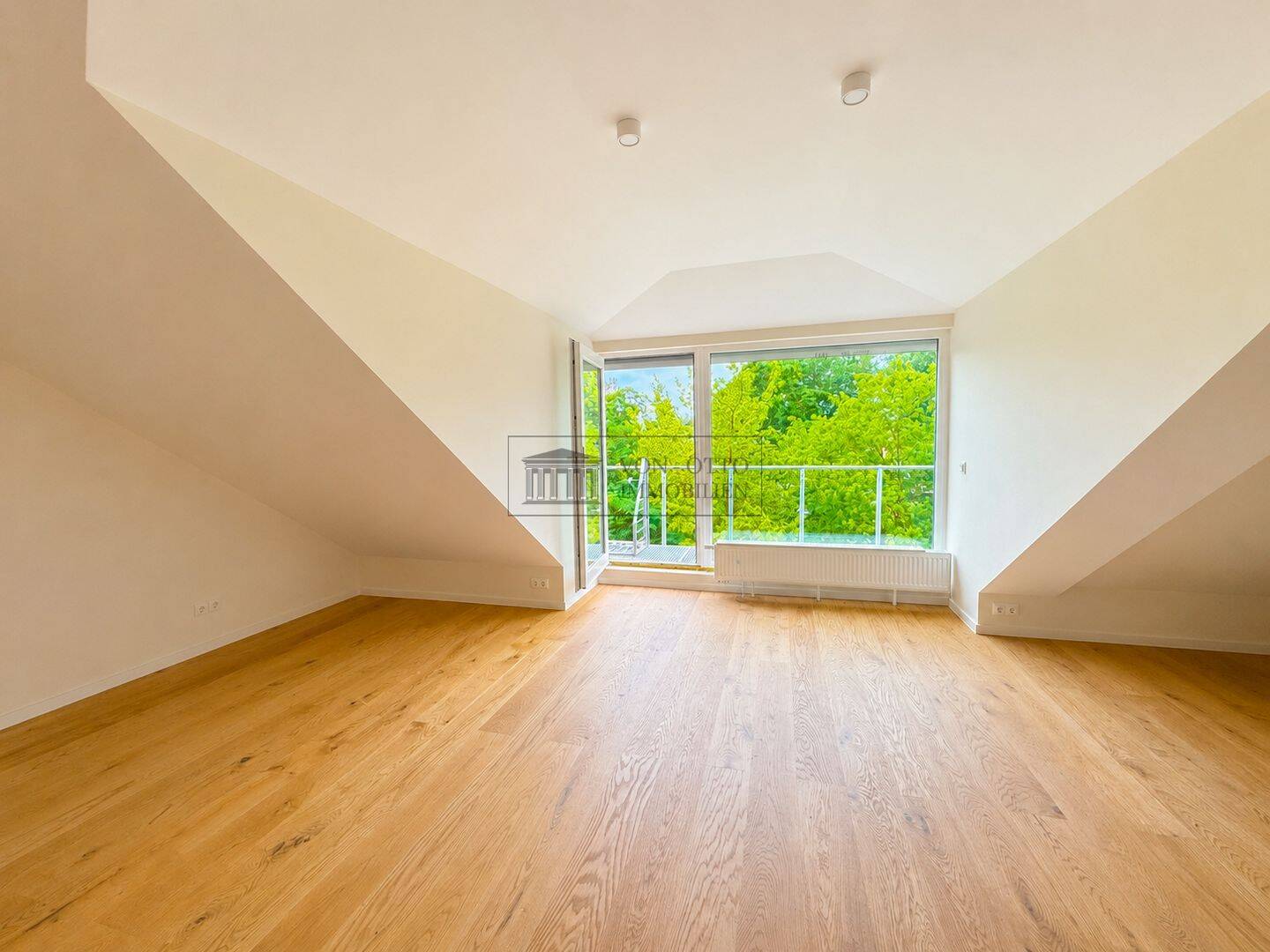 Erstbezug in Berlin-Köpenick: moderne 2-Zimmer-Dachgeschosswohnung mit Einbauküche, 12555 Berlin (Treptow-Köpenick Köpenick)