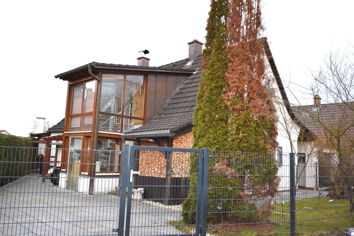 Schwabing-Freimann – freistehendes 1-2 Familienhaus mit Swimmingpool, 80939 München (Milbertshofen-Am Hart Schwabing-Freimann)