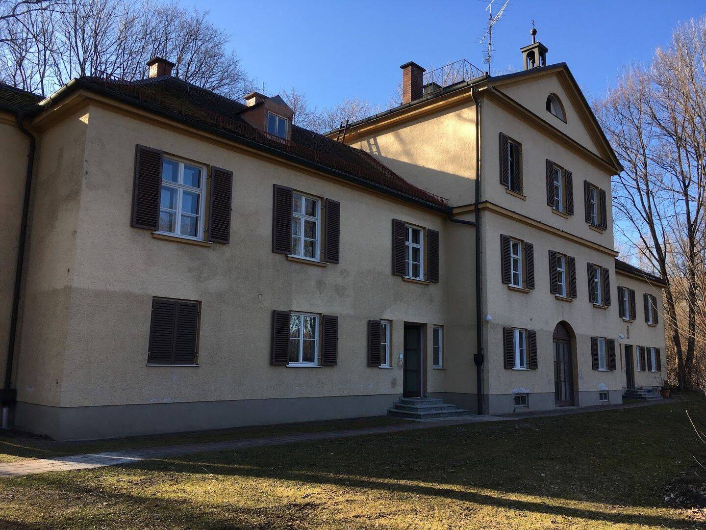 2 Zimmer in Bogenhausen, 81925 München (Bogenhausen)