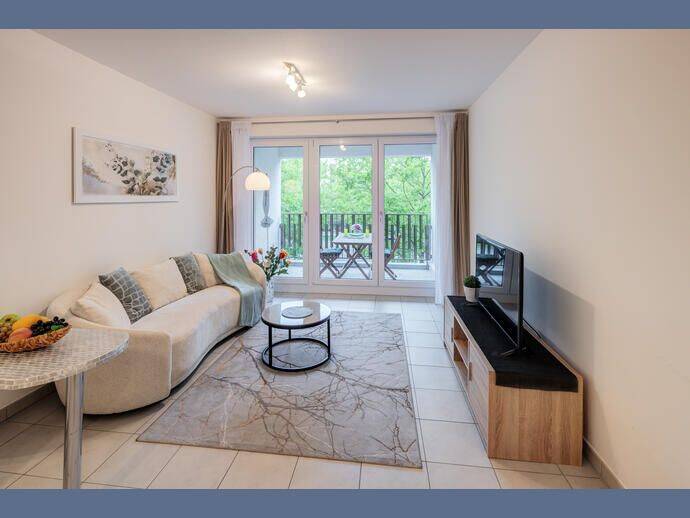 Möbliert: Wohnen am Hirschgarten: Moderne 2-Zimmer Wohnung, 80639 München (Laim Neuhausen-Nymphenburg)