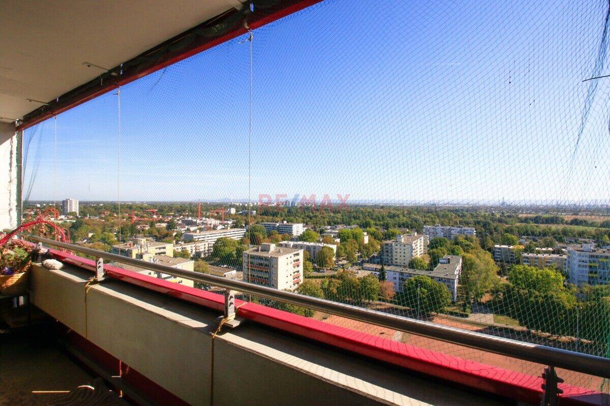 Panoramablick über Frankenthal – Helle 3ZKB mit Balkon & Tiefgarage, 67227 Frankenthal (Pfalz)