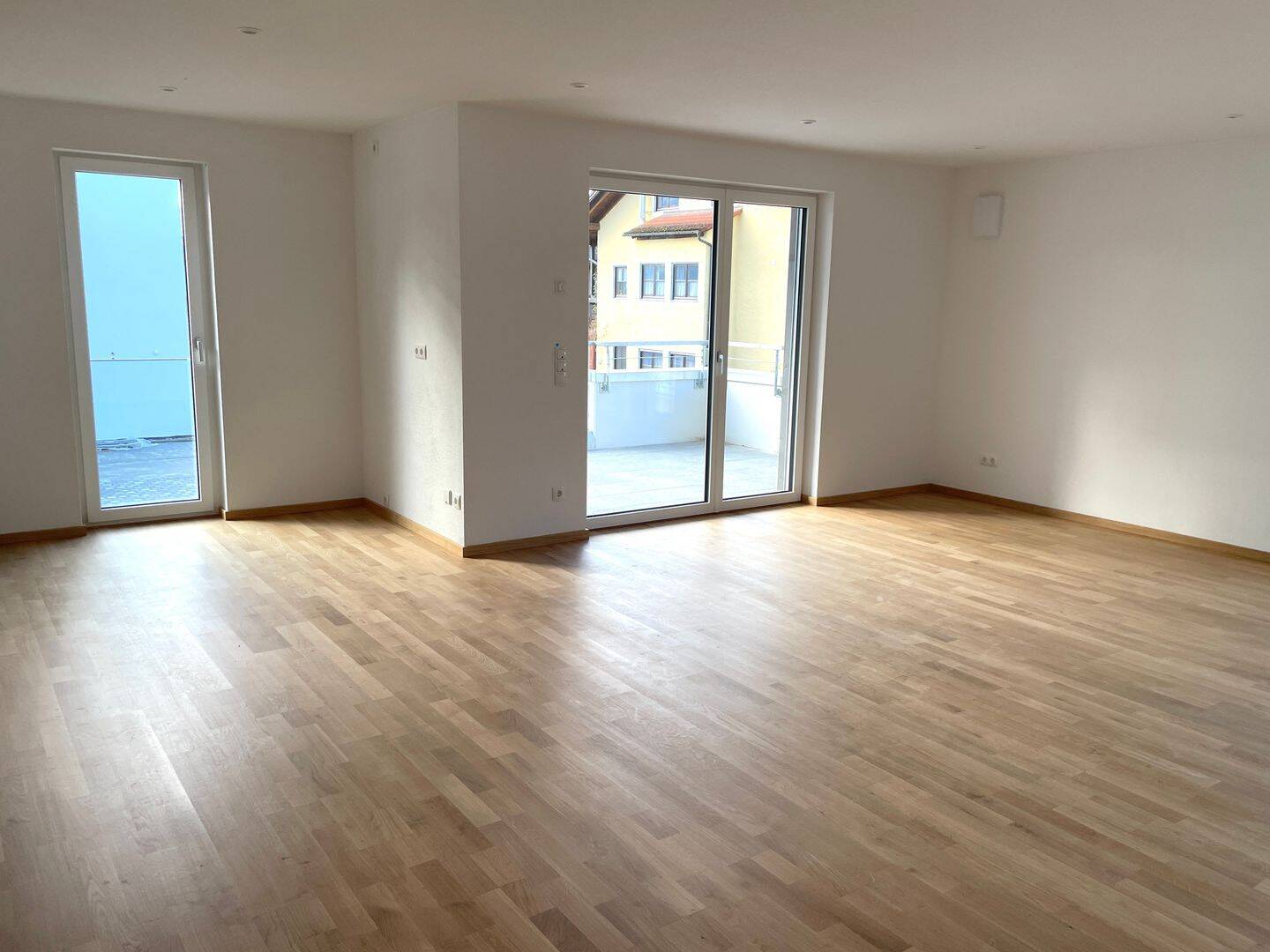 Attraktive Neuwertige Wohnung mit Balkon, 83059 Kolbermoor