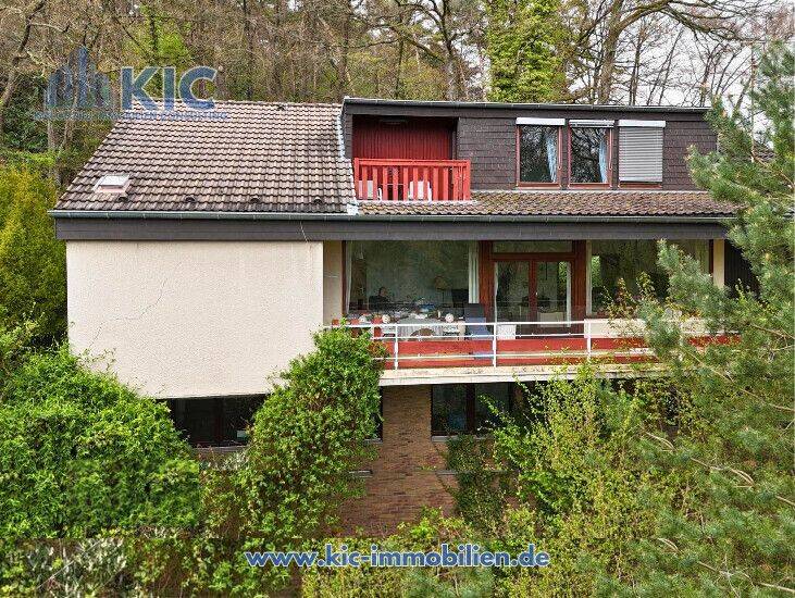 Einfamilienhaus mit Einliegerwohnung in Rösrath, 1.236 m² Grd. & viel Potenzial für Ausbau & Umbau, 51503 Rösrath
