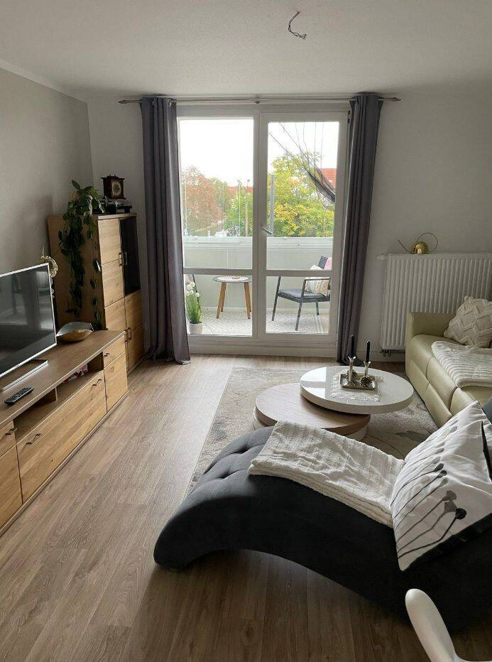 Helle 1,5 Zimmer Wohnung mit Balkon, 53721 Siegburg