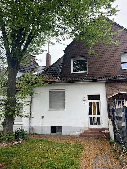 Doppelhaushälfte mit Garten in Duisburg-Rheinhausen, 47228 Duisburg (Bergheim Friemersheim Hochemmerich Winkelhausen)