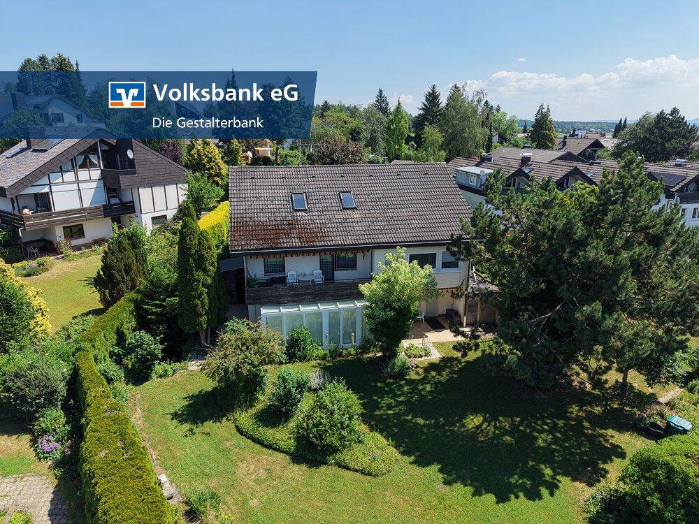 *** Pfaffenweiler – großes Wohnhaus mit traumhaftem Grundstück in familienfreundlicher Lage! ***, 78052 Villingen-Schwenningen
